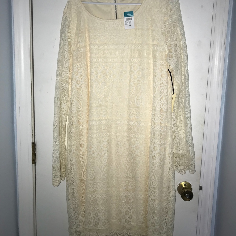 Cream long sleeve lace dress